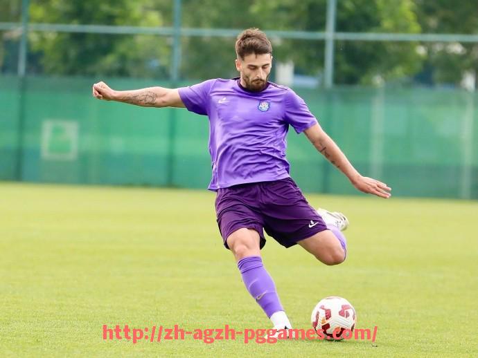 PG模拟器官方网站-CBA“足球战”最后一场比赛比分揭晓